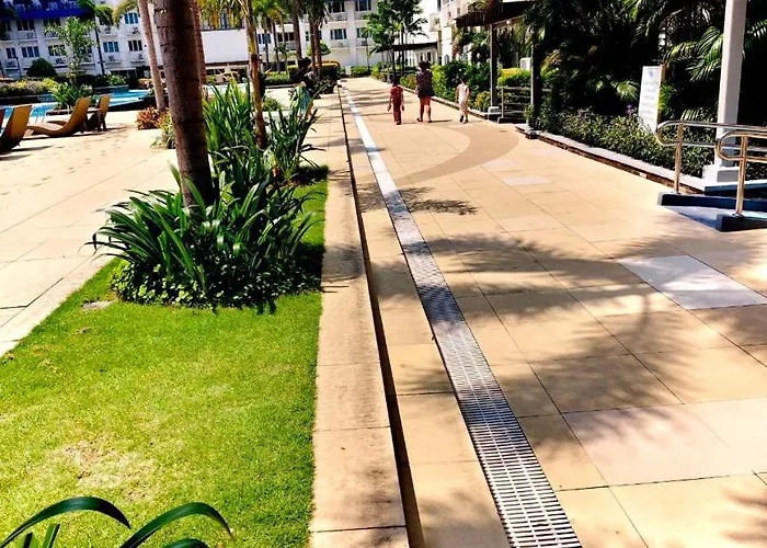 Sea Residences Near Moa, Smx, And Naia Manila